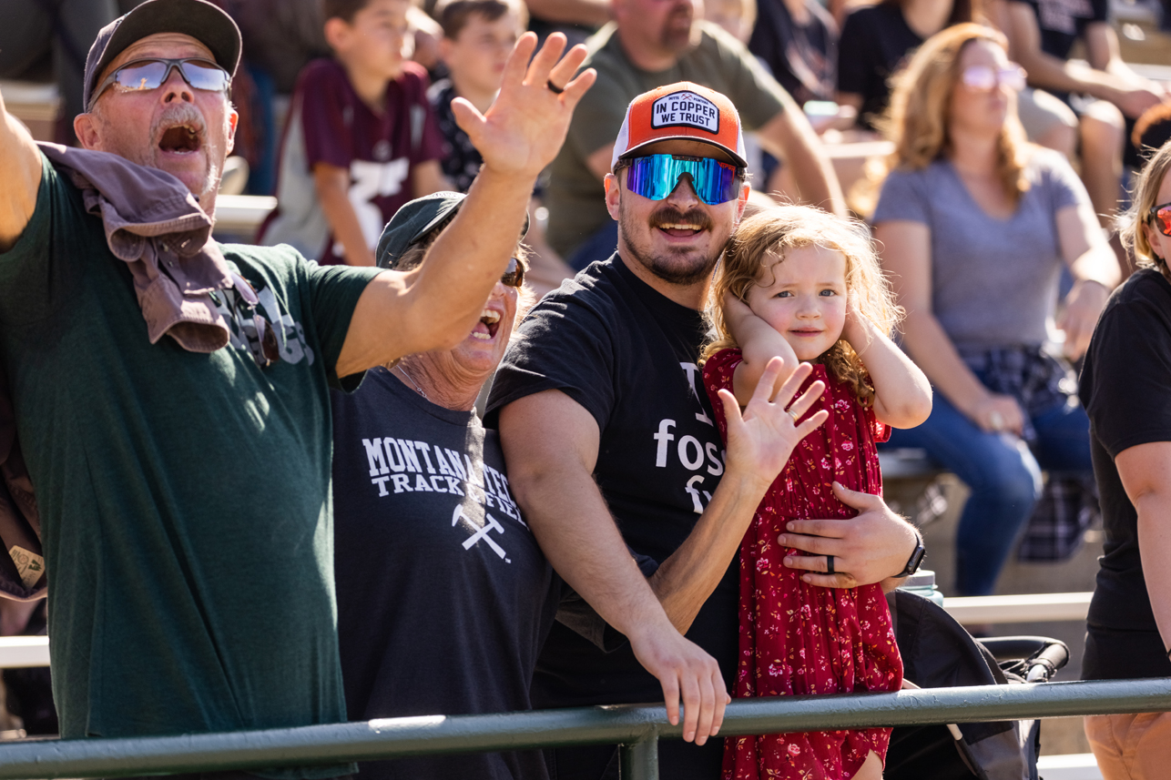 !Family Weekend participants at a football game