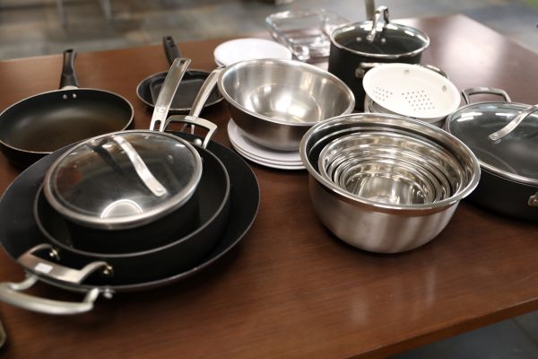 Kitchen materials available in Copper Chef