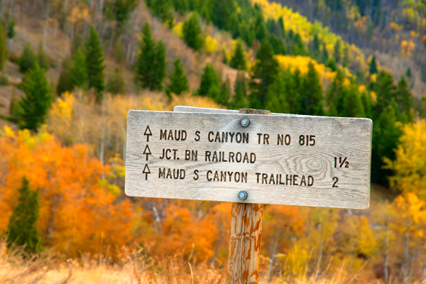 Continental Divide trail sign